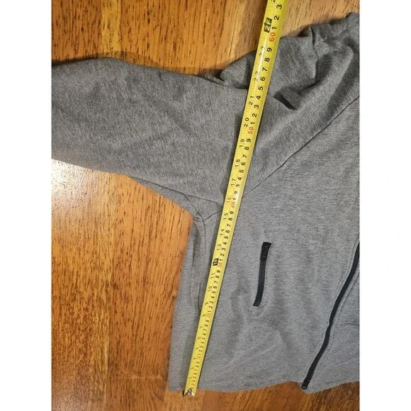 Cabi Sweatshirt Womens  Size M Gray Zip Up Stretch Knit Athletic Athleisure - Picture 9 of 10